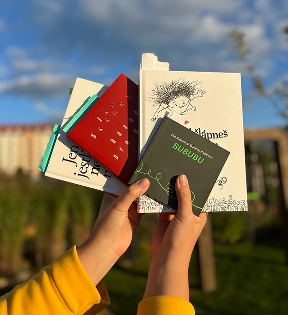 Poezie vážně, nevážně i lehkovážně aneb Jak přiblížit kouzlo poezie dnešním dospívajícím